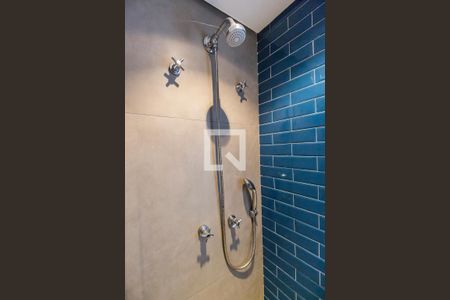 Apartamento à venda com 71m², 2 quartos e 1 vagaDetalhe do Banheiro da Suite