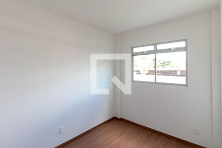 Quarto 1 de apartamento para alugar com 2 quartos, 52m² em João Pinheiro, Belo Horizonte