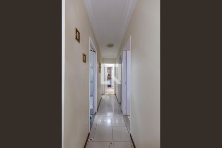 Corredor de apartamento à venda com 3 quartos, 70m² em Silveira, Santo André