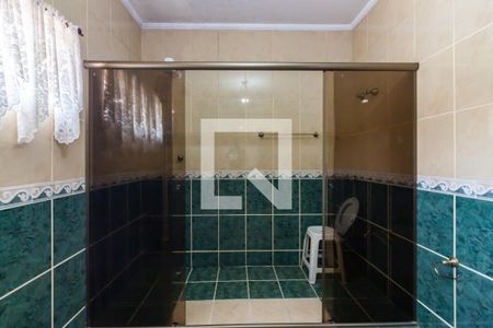 Casa à venda com 126m², 3 quartos e 2 vagasBanheiro 