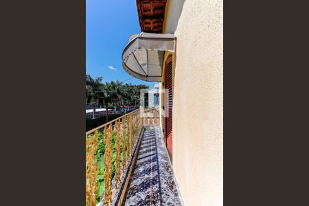 Casa à venda com 180m², 4 quartos e 3 vagasSacada Quarto 2