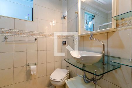 Casa à venda com 180m², 4 quartos e 3 vagasBanheiro Térreo