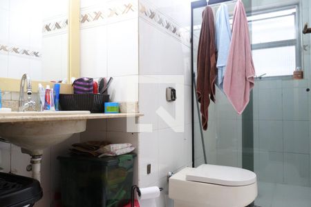 Casa à venda com 152m², 3 quartos e 2 vagas Casa à venda com 152m², 3 quartos e 2 vagasBanheiro