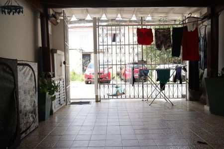 Casa à venda com 152m², 3 quartos e 2 vagas Casa à venda com 152m², 3 quartos e 2 vagasGaragem