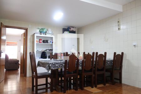 Casa à venda com 152m², 3 quartos e 2 vagas Casa à venda com 152m², 3 quartos e 2 vagasCozinha