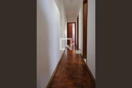 Casa à venda com 152m², 3 quartos e 2 vagas Casa à venda com 152m², 3 quartos e 2 vagasCorredor