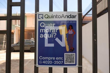 Casa à venda com 152m², 3 quartos e 2 vagas Casa à venda com 152m², 3 quartos e 2 vagasFachada