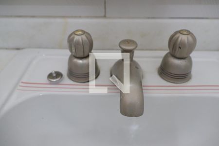 Casa à venda com 152m², 3 quartos e 2 vagas Casa à venda com 152m², 3 quartos e 2 vagasBanheiro