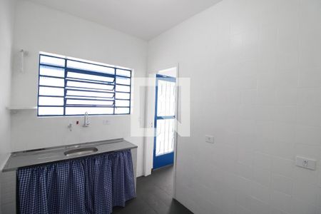Casa à venda com 240m², 4 quartos e 6 vagasCasa 2 - Cozinha