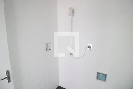 Casa à venda com 240m², 4 quartos e 6 vagasCasa 2 - Banheiro