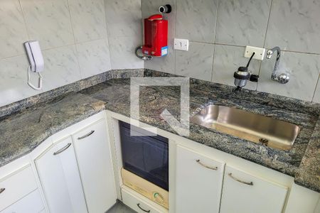 Apartamento para alugar com 98m², 2 quartos e 2 vagasCozinha