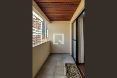 Apartamento para alugar com 98m², 2 quartos e 2 vagasVaranda