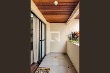 Apartamento para alugar com 98m², 2 quartos e 2 vagasVaranda