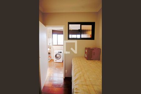Apartamento à venda com 240m², 4 quartos e 4 vagas Apartamento à venda com 240m², 4 quartos e 4 vagasBanheiro de serviço