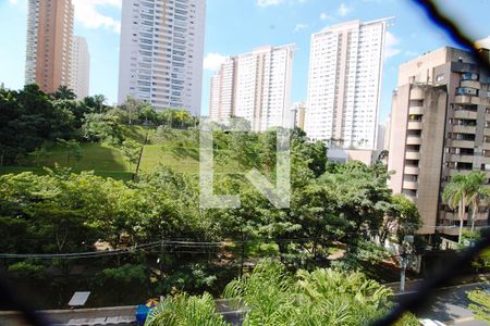Apartamento à venda com 240m², 4 quartos e 4 vagas Apartamento à venda com 240m², 4 quartos e 4 vagasVista da Suíte 2