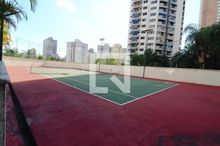 Apartamento à venda com 240m², 4 quartos e 4 vagas Apartamento à venda com 240m², 4 quartos e 4 vagasQuadra Esportiva