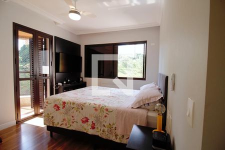 Apartamento à venda com 240m², 4 quartos e 4 vagas Apartamento à venda com 240m², 4 quartos e 4 vagasSuíte 4