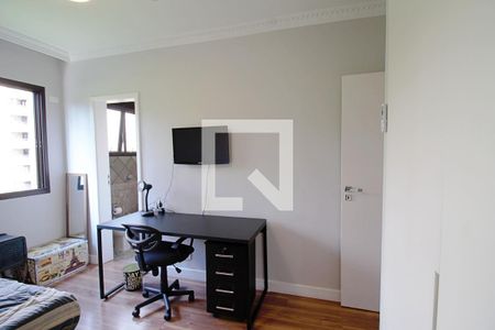Apartamento à venda com 240m², 4 quartos e 4 vagas Apartamento à venda com 240m², 4 quartos e 4 vagasSuíte 2