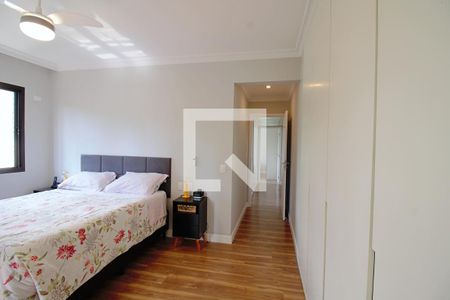 Apartamento à venda com 240m², 4 quartos e 4 vagas Apartamento à venda com 240m², 4 quartos e 4 vagasSuíte 4