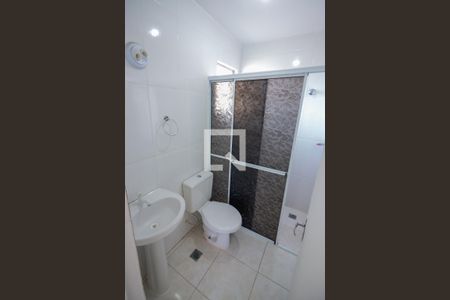 Casa à venda com 75m², 2 quartos e sem vaga Casa à venda com 75m², 2 quartos e sem vagaBanheiro