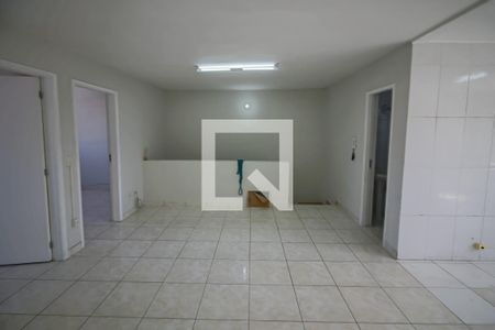 Sala / Cozinha de casa à venda com 2 quartos, 75m² em Jardim Ester, São Paulo