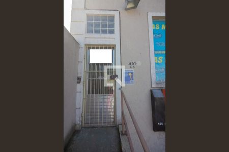 Casa à venda com 75m², 2 quartos e sem vaga Casa à venda com 75m², 2 quartos e sem vagaFachada