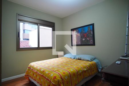 Quarto 1 de apartamento para alugar com 3 quartos, 300m² em Auxiliadora, Porto Alegre