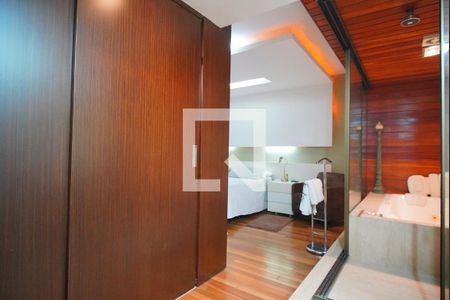 Apartamento para alugar com 300m², 3 quartos e 3 vagasBanheiro suite