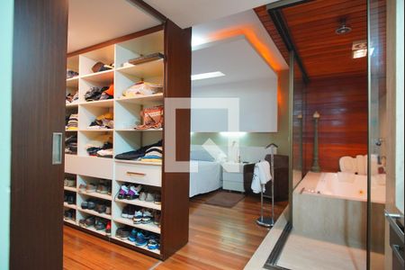Apartamento para alugar com 300m², 3 quartos e 3 vagasCloset