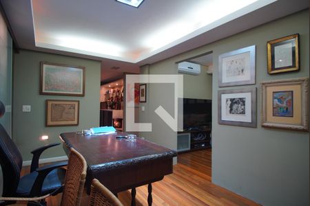 Apartamento para alugar com 300m², 3 quartos e 3 vagasEscritório