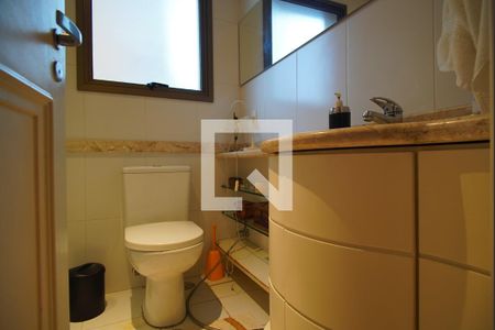 Apartamento para alugar com 300m², 3 quartos e 3 vagasBanheiro Corredor