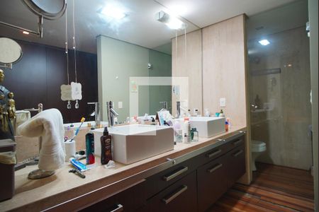 Apartamento para alugar com 300m², 3 quartos e 3 vagasBanheiro suite