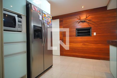 Apartamento para alugar com 300m², 3 quartos e 3 vagasCozinha