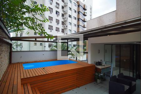 Apartamento para alugar com 300m², 3 quartos e 3 vagasPatio _Piscina