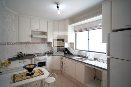 Apartamento para alugar com 76m², 2 quartos e 1 vagaCozinha