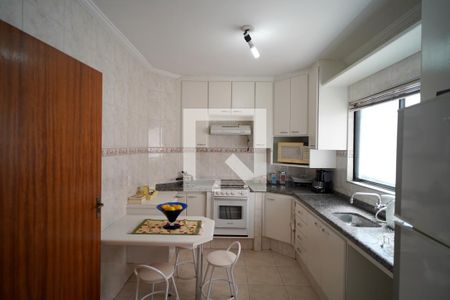 Apartamento para alugar com 76m², 2 quartos e 1 vagaCozinha