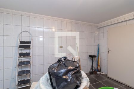 Casa à venda com 254m², 5 quartos e 3 vagas Casa à venda com 254m², 5 quartos e 3 vagasQuarto 3