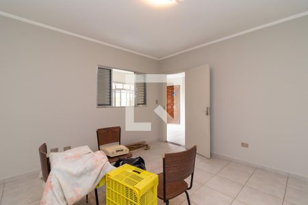 Casa à venda com 254m², 5 quartos e 3 vagas Casa à venda com 254m², 5 quartos e 3 vagasQuarto da Edícula