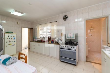 Casa à venda com 254m², 5 quartos e 3 vagas Casa à venda com 254m², 5 quartos e 3 vagasCozinha