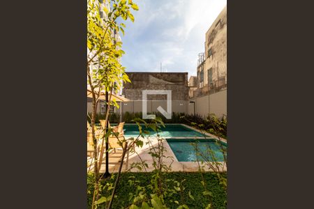 Apartamento à venda com 34m², 2 quartos e sem vagaÁrea comum - Piscina