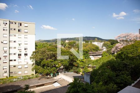 Vista da Sala de apartamento à venda com 2 quartos, 56m² em Jardim Itu, Porto Alegre