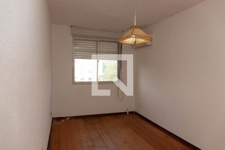 Sala de apartamento à venda com 2 quartos, 56m² em Jardim Itu, Porto Alegre
