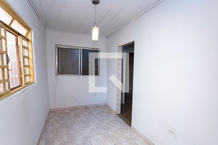 Sala de casa para alugar com 1 quarto, 45m² em Vila São Vicente, São Paulo