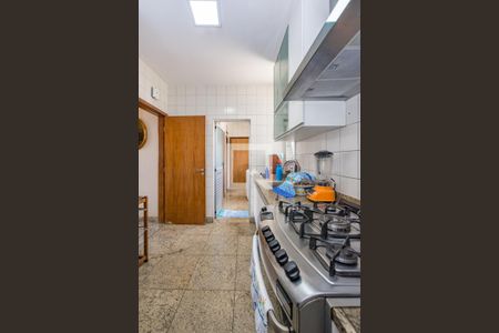 Apartamento à venda com 115m², 4 quartos e 2 vagasCozinha