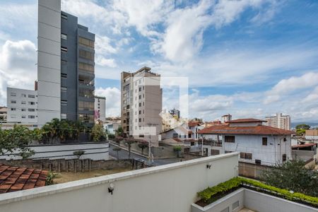 Apartamento à venda com 115m², 4 quartos e 2 vagasQuarto 3