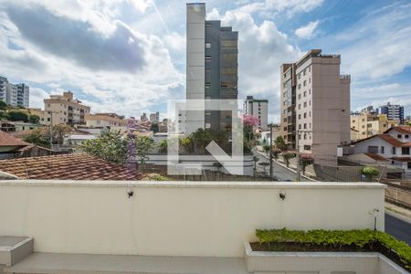 Apartamento à venda com 115m², 4 quartos e 2 vagasQuarto 4
