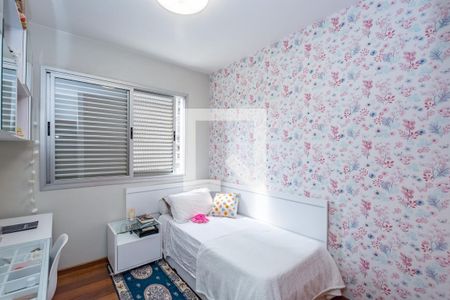 Apartamento à venda com 115m², 4 quartos e 2 vagasQuarto 3