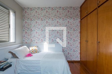 Apartamento à venda com 115m², 4 quartos e 2 vagasQuarto 3