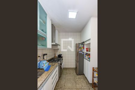 Apartamento à venda com 115m², 4 quartos e 2 vagasCozinha