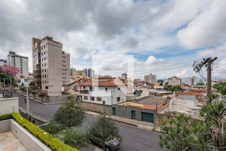 Apartamento à venda com 115m², 4 quartos e 2 vagasVaranda da Sala